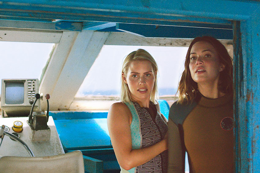 Mandy Moore Is Shark Bait In '47 Meters Down' Trailer and Poster