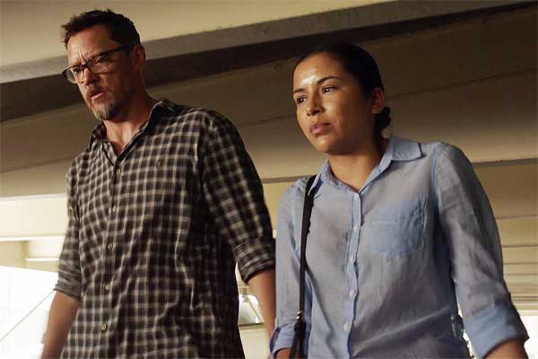 Bridge-Season-2-Matthew-Lillard-Emily-Rios