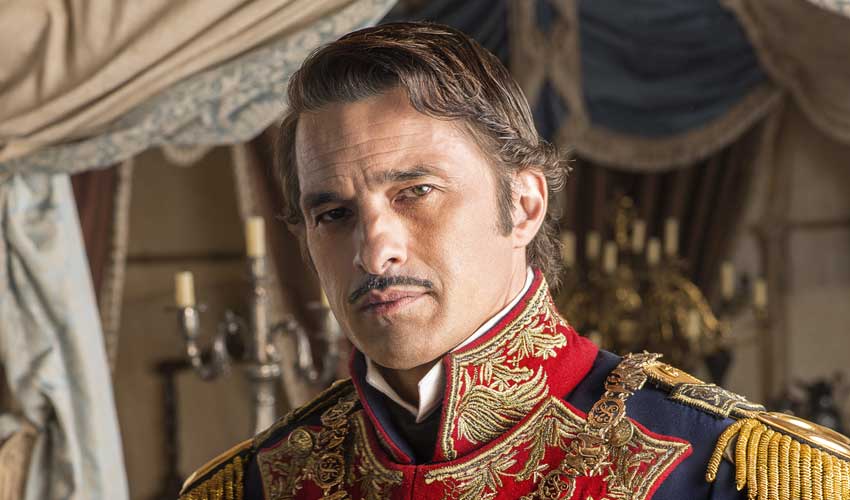 Olivier Martinez Talks 'Texas Rising' and Playing Mexican General Santa Anna