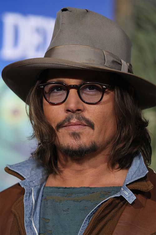 Movie Clip: Johnny Depp En Español 
