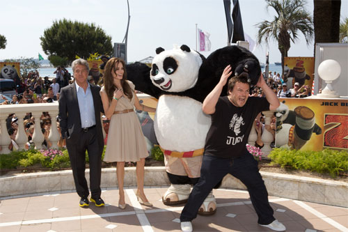 PHOTOS & VIDEO: Angelina Jolie, Jack Black, Dustin Hoffman In Cannes For Kung Fu Panda 2