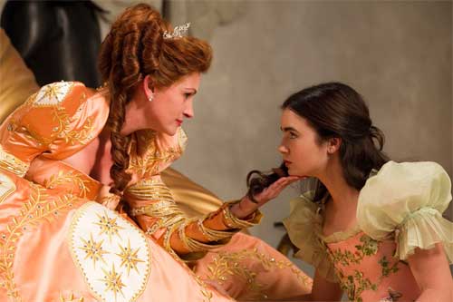 Q&amp;A with MIRROR MIRROR's Julia Roberts, Lily Collins,Tarsem Singh