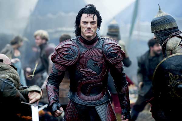 DRACULA-UNTOLD-Luke-Evans