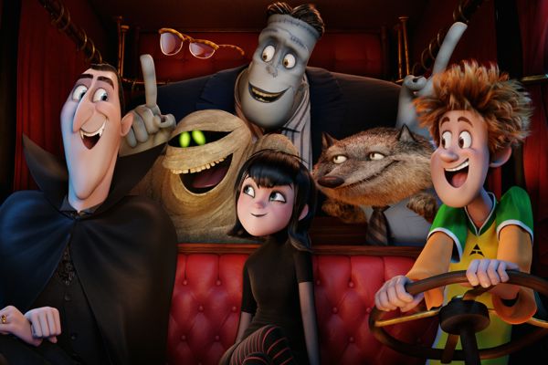 Watch HOTEL TRANSYLVANIA 2 New Movie Trailer 