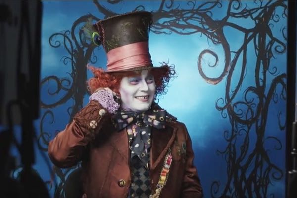 Video: Johnny Depp Goes Mad as Mad Hatter at Disneyland