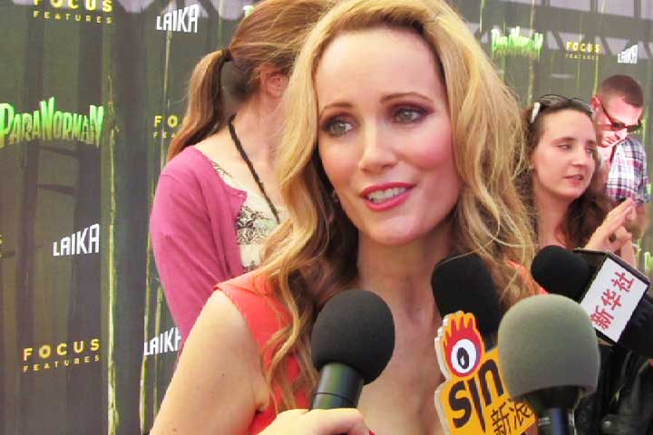 VIDEO: Leslie Mann Is A Bit Of A Paranorman & Why Weird Is Cool 