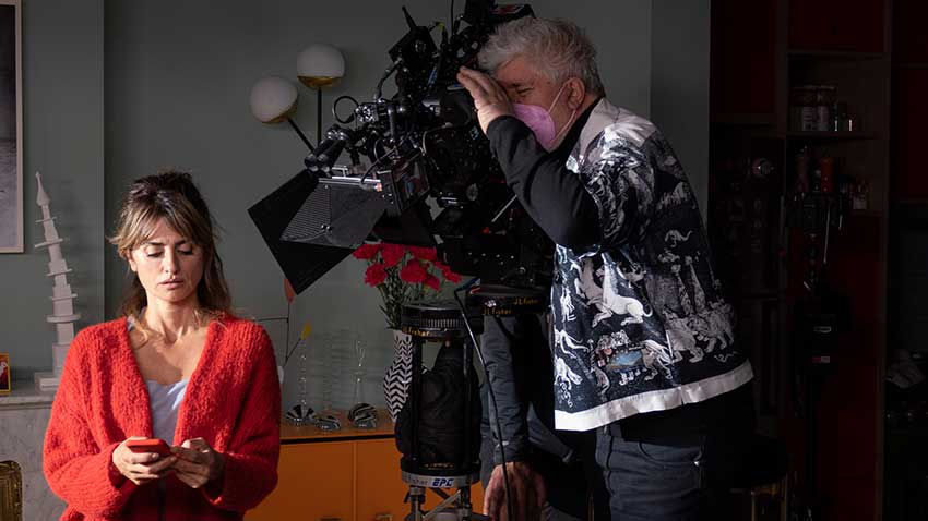 Watch Trailer For Penelope Cruz's Latest Film with Pedro Almodóvar' in Parallel Mothers' 