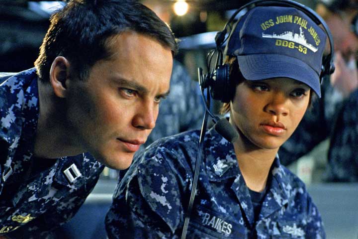 Rihanna-Taylor-Kitsch-Battleship-review