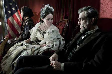 Oscar Winner: Daniel Day-Lewis Wins For LINCOLN Role