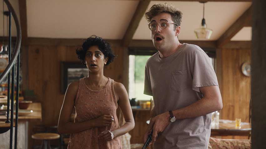 ‘Save Yourselves!’ Movie Review: A Quirky and Fun Distraction
