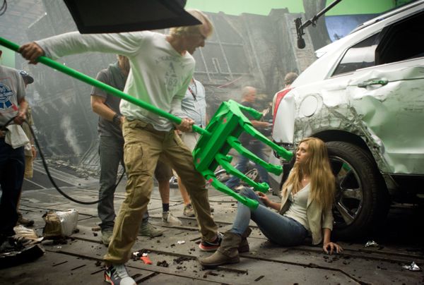 Behind the Scenes on Visual Effects For ‘Transformers 4’: Creating the DinoBots