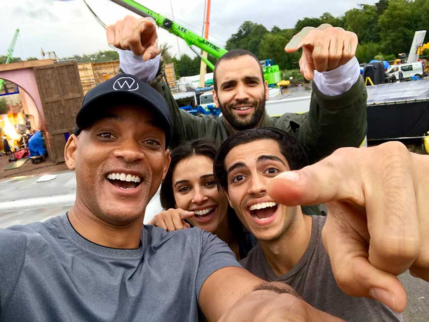 Will Smith Takes Selfie With His Aladdin Costars As Production Begins
