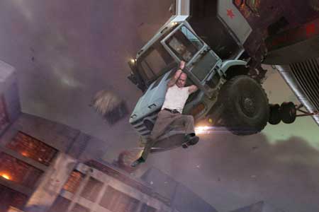 Bruce Willis Keeps On Truckin' in A GOOD DAY TO DIE HARD Movie Clip