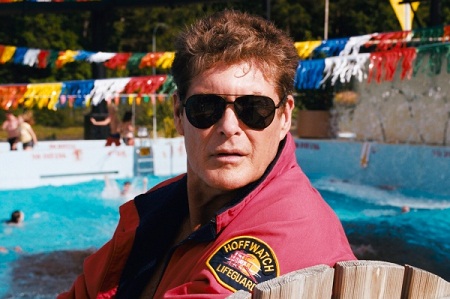 PIRANHA 3DD Movie Clip: David Hasselhoff Relives Baywatch Days