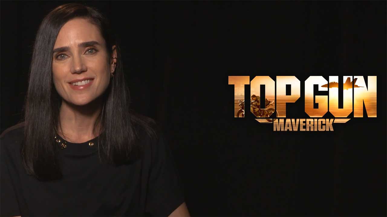 Jennifer Connelly Talks Joy Riding in the Sky in Tom Cruise's WWII P51 Mustang