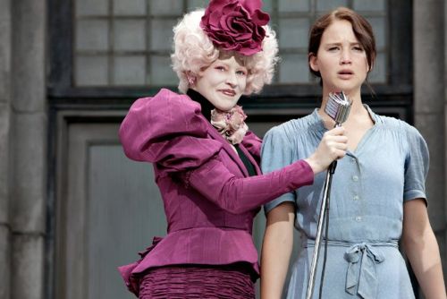 Fan VIdeo Reviews: THE HUNGER GAMES