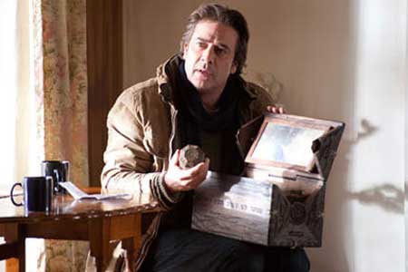 VIDEO: Jeffrey Dean Morgan Reads Wrong Bed Time Story To Demon Kid In THE POSSESSION 