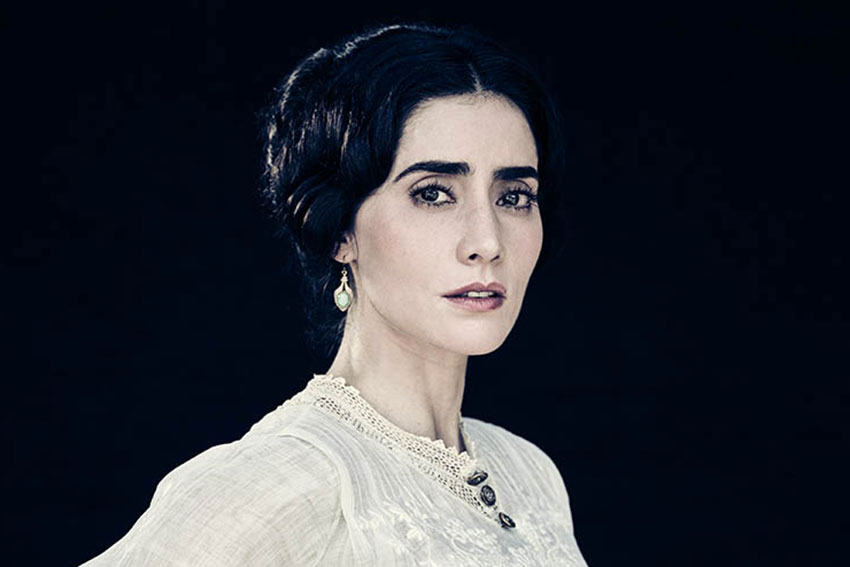  Mexican Actress Paola Nuñez Talks AMC's 'The Son' and Politics Of Show