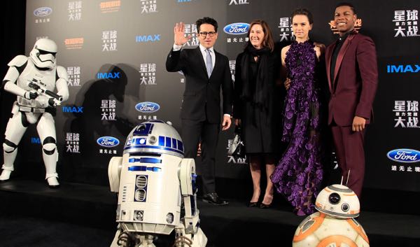 Star Wars Force Awakens Shanghai Premiere JJ Abrams, Kathleen Kennedy, Daisy Ridley, John Boyega, BB-8 (Photo by Hu Chengwei/Getty Images for Walt Disney Studios)