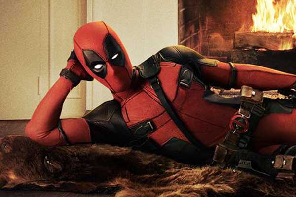 Deadpool Outfit Ryan Reynolds 600