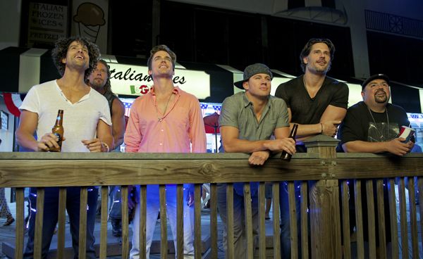 MAGIC MIKE XXL New Movie Poster and Images