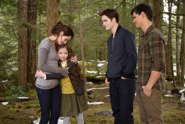 Live with 'Breaking Dawn Part 2's' Kristen Stewart, Robert Pattinson, Taylor Lautner