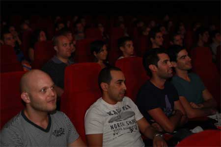 Global Twitter Party For PARANORMAL ACTIVITY  3